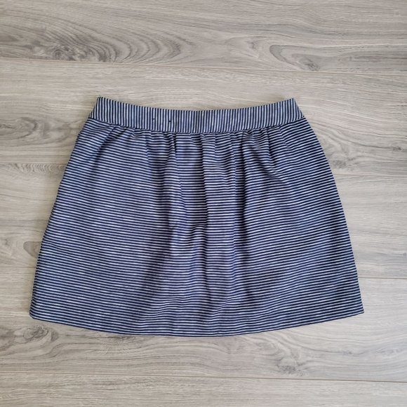 Banana Republic Factory Dresses & Skirts - 📌 Banana Republic Factory Blue/Grey Striped Skirt
